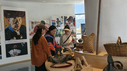 深扎彝乡沃土 汲取非遗灵感——川工商青年舞蹈教师赴布拖县开展彝族文化采风